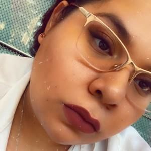 Meet your Posher, Jacqueline